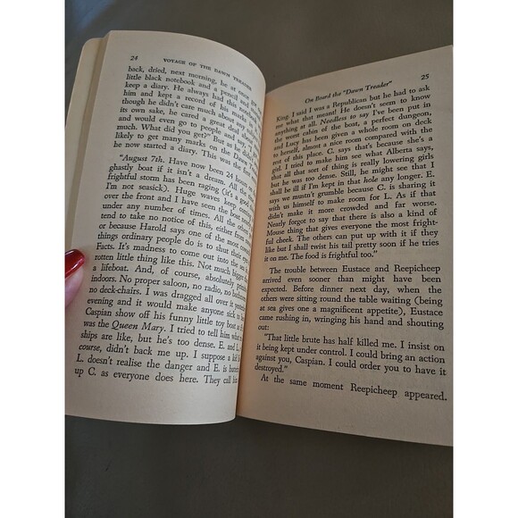 Voyage of the Dawn Treader Chronicles of Narnia 1970 Vintage C.S. Lewis Book 3 - Picture 8 of 9